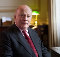 Julian Fellowes