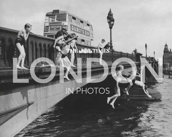 Times London In Photos - A history of the nation’s capital through the camera lens (ebok) av Times Books