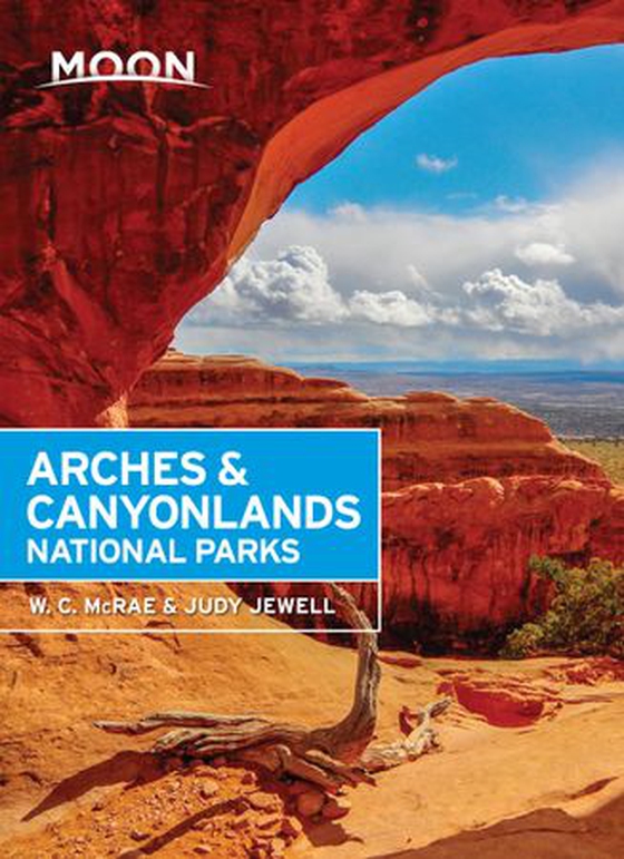 Moon Arches & Canyonlands National Parks