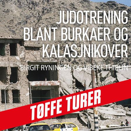 Judotrening blant burkaer og kalasjnikover
