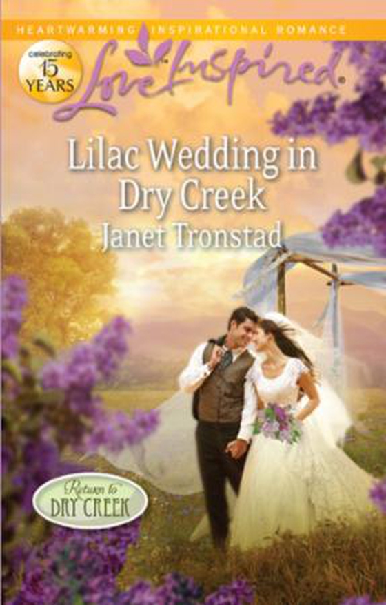 Lilac wedding in dry creek