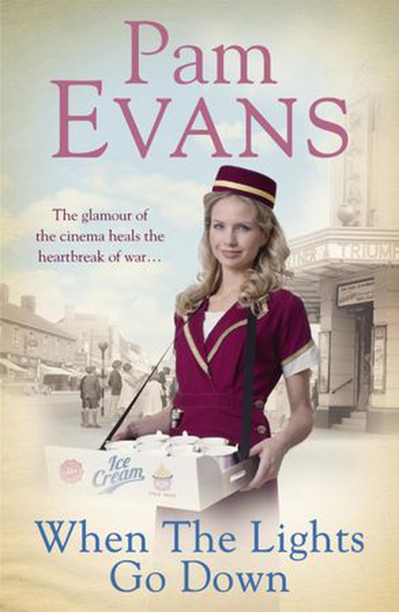 When the Lights Go Down - The glamour of the cinema heals the heartbreak of war... (ebok) av Pamela Evans