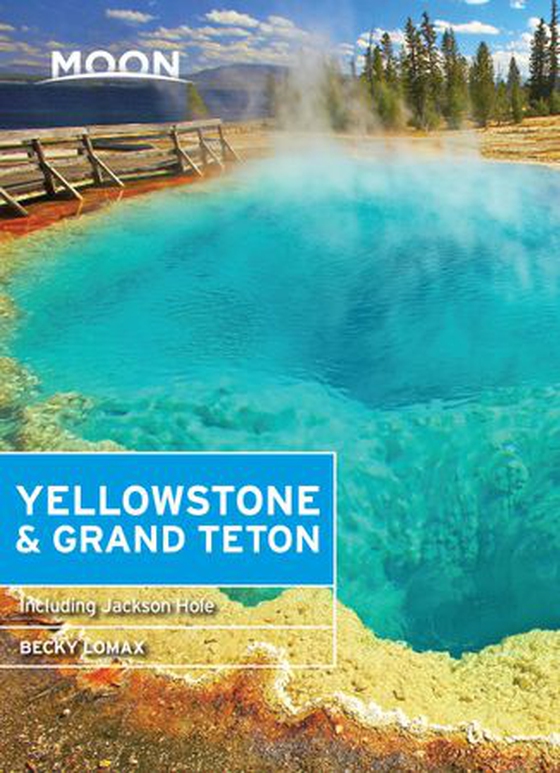 Moon yellowstone & grand teton