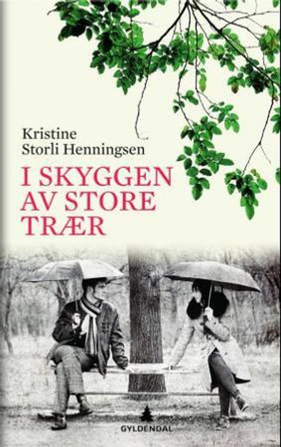 I skyggen av store trær